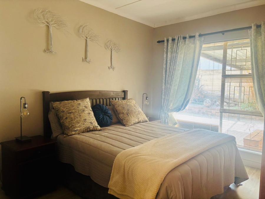 4 Bedroom Property for Sale in Heuwelsig Free State